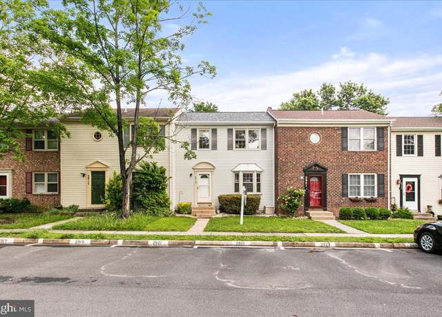 Property at 2919 Lexington Ct, Woodbridge, VA 22192, 4 beds, 2 baths