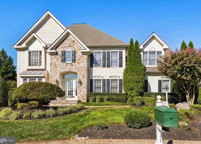 Property at 15013 Ransom Oaks Ct, Gainesville, VA 20155, 5 beds, 4.5 baths