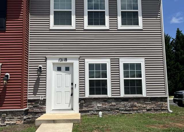 Property at 12118 Bowling Farm Ct, Fredericksburg, VA 22407, 3 beds, 2.5 baths