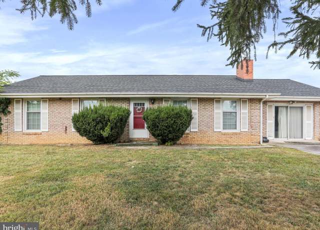 Property at 523 Richard St, Martinsburg, WV 25404, 3 beds, 1.5 baths