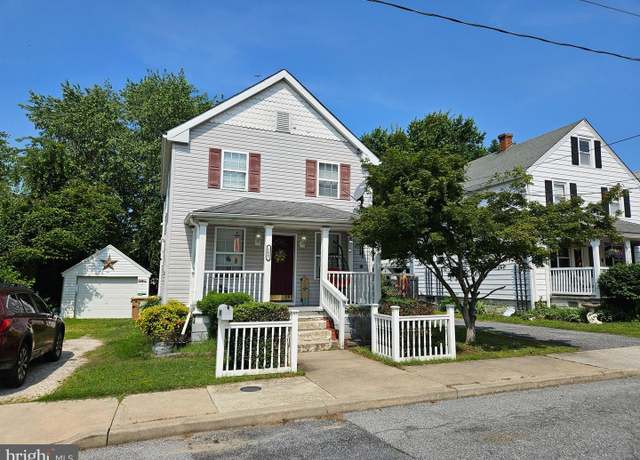 Property at 208 East St, Milford, DE 19963, 3 beds, 1 bath