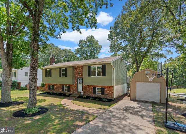 Property at 300 Tennessee Ave, Pasadena, MD 21122, 4 beds, 2.5 baths