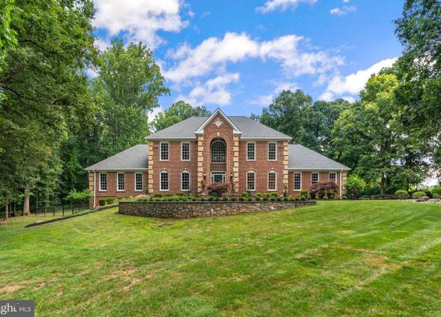 Property at 3143 Old Oak Dr, Ellicott City, MD 21042, 6 beds, 5.5 baths
