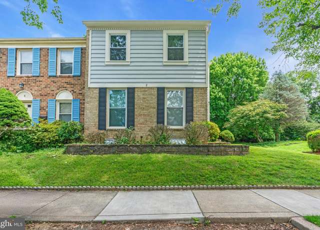 Property at 2 Goodport Ct, Gaithersburg, MD 20878, 4 beds, 3.5 baths