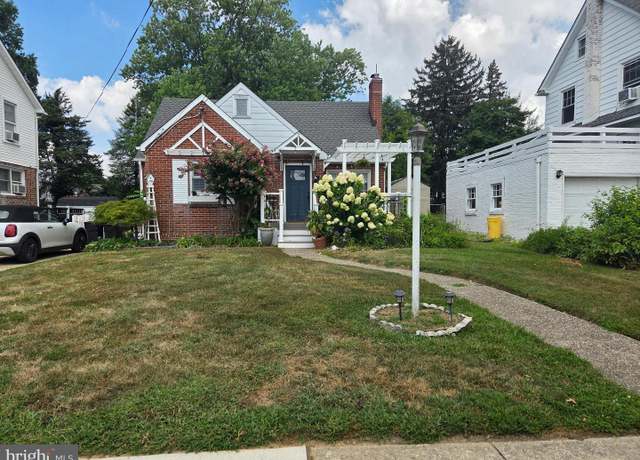 Property at 539 W Kings Hwy, Audubon, NJ 08106, 3 beds, 2 baths