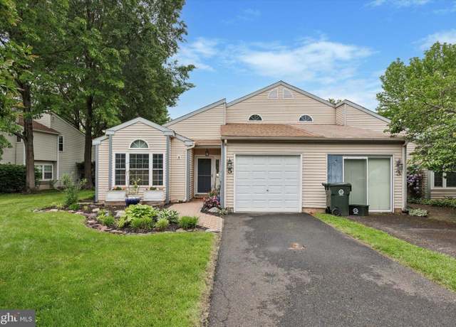 Property at 5 Kern Dr, Perkasie, PA 18944, 3 beds, 2 baths