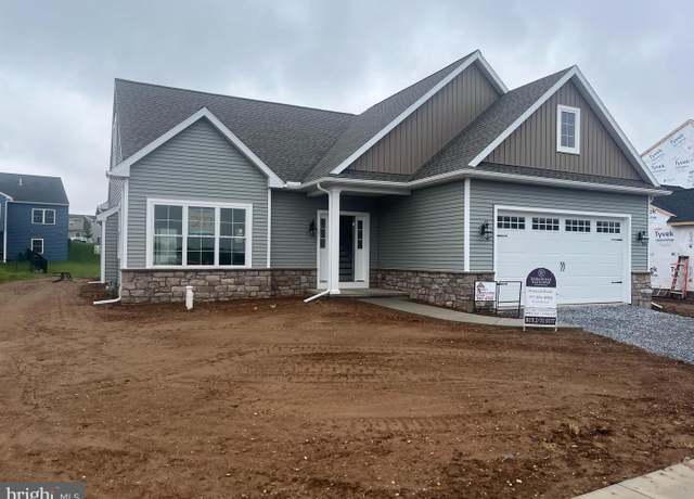 Property at 4 Marsh Run, Elizabethtown, PA 17022, 3 beds, 2.5 baths