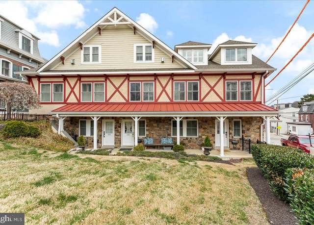Property at 218 Ford St, Conshohocken, PA 19428, 3 beds, 3.5 baths