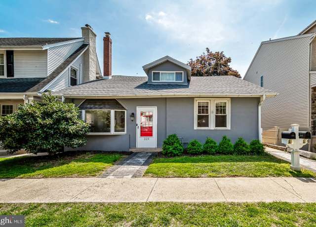 Property at 223 E 10th Ave, Conshohocken, PA 19428, 4 beds, 3 baths
