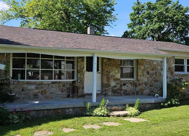 Property at 109 Maryland Dr, Stephens City, VA 22655, 4 beds, 3 baths
