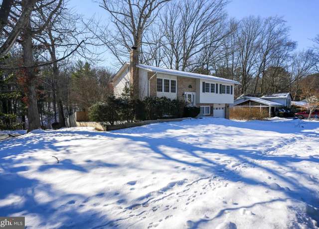 Property at 7310 Whitson Dr, Springfield, VA 22153, 4 beds, 3 baths