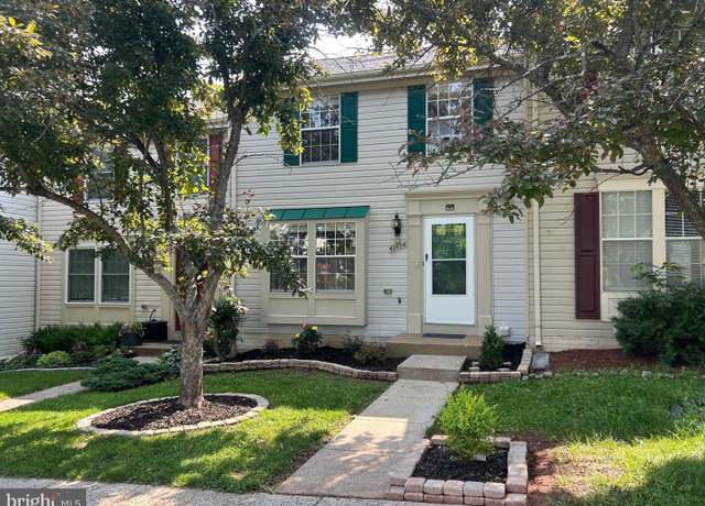 Property at 43494 Postrail Sq, Ashburn, VA 20147, 3 beds, 3.5 baths