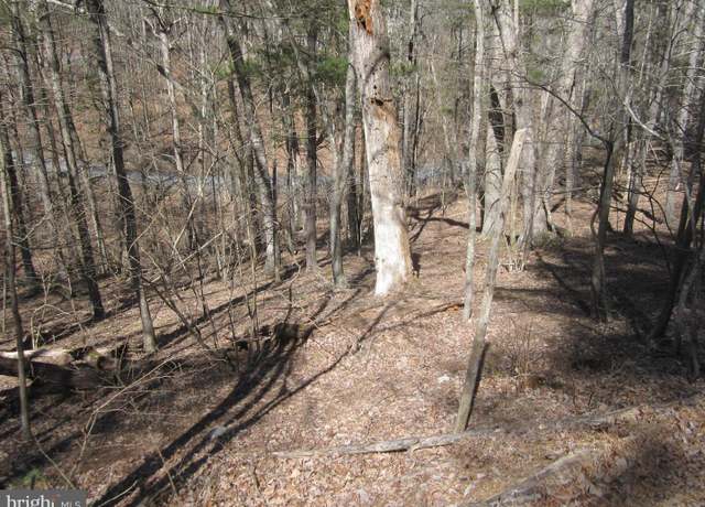 Property at 180 Spruce Ln, Mount Jackson, VA 22842