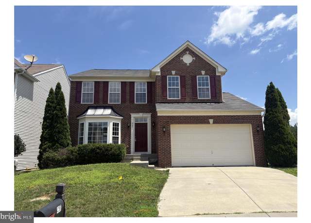 Property at 9601 Hazelbrook Ct, Fredericksburg, VA 22407, 4 beds, 2.5 baths