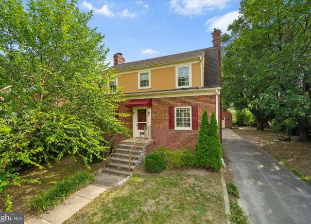 Property at 257 Jefferson St, Winchester, VA 22601, 3 beds, 2 baths