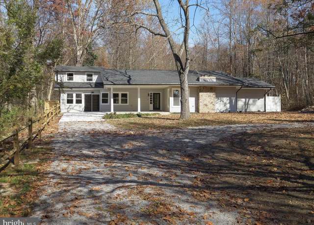 Property at 917 Tomahawk Run Rd, Hedgesville, WV 25427, 3 beds, 2 baths