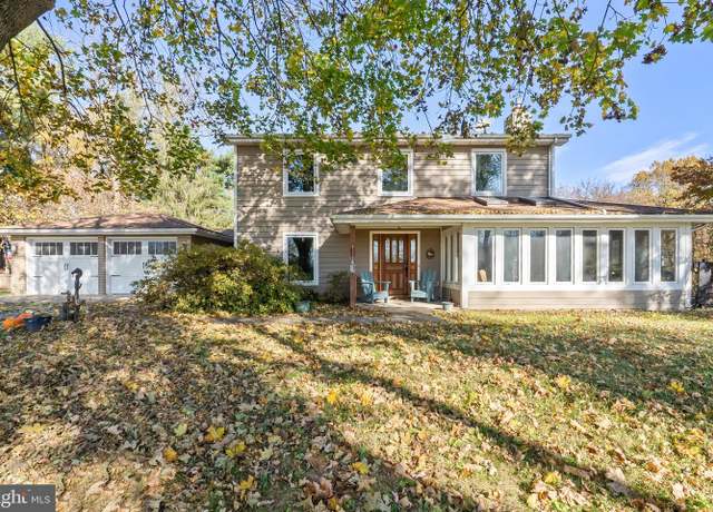 Property at 849 Shade Tree Ln, Shenandoah Junction, WV 25442, 3 beds, 2.5 baths