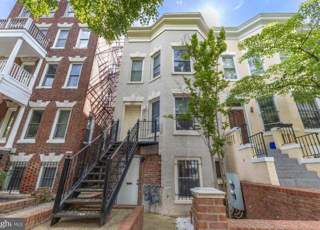 Property at 621 5th St NE, Washington, DC 20002, 5 beds, 5.5 baths