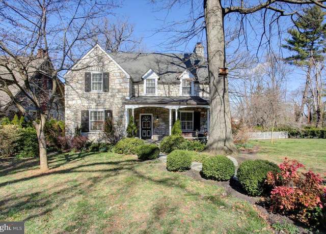 Property at 829 Forest Dr, Hagerstown, MD 21742, 3 beds, 2 baths