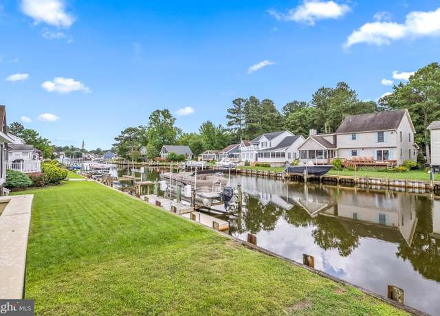 Property at 354 Ocean Pkwy, Ocean Pines, MD 21811, 3 beds, 2.5 baths