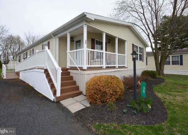 Property at 38 Ruth Dr, Gordonville, PA 17529, 2 beds, 2 baths