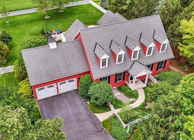 Property at 706 Woodcrest Ave, Lititz, PA 17543, 4 beds, 3.5 baths