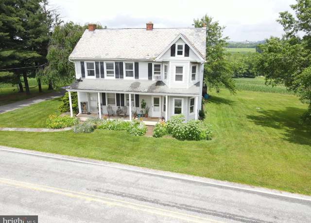 Property at 2344 Back Run Rd, Manheim, PA 17545, 5 beds, 2 baths