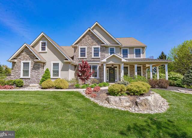 Property at 232 Cobblestone Ln, Bethlehem, PA 18020, 4 beds, 4.5 baths