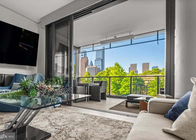 Property at 2100 Hamilton St Unit 2B, Philadelphia, PA 19130, 2 beds, 2.5 baths