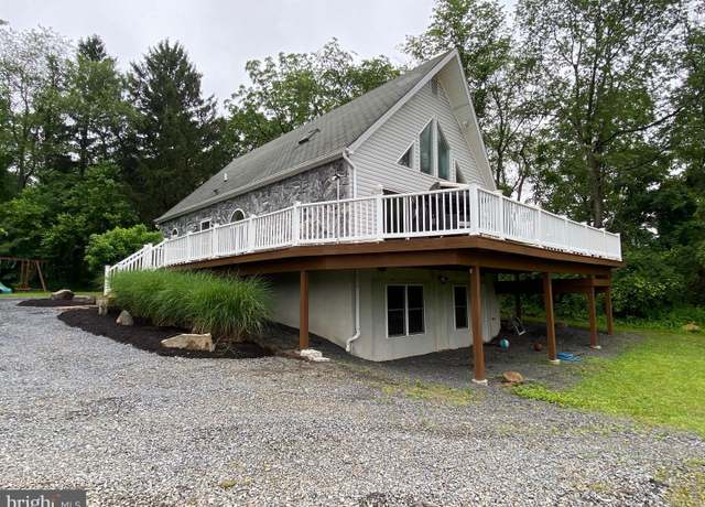 Property at 390 Summer Hill Rd, Schuylkill Haven, PA 17972, 4 beds, 3 baths