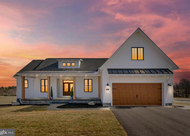Property at 71 Bright Ln Lot 6, Hanover, PA 17331, 3 beds, 2 baths