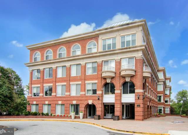 Property at 625 Slaters Ln #204, Alexandria, VA 22314, 3 beds, 2 baths