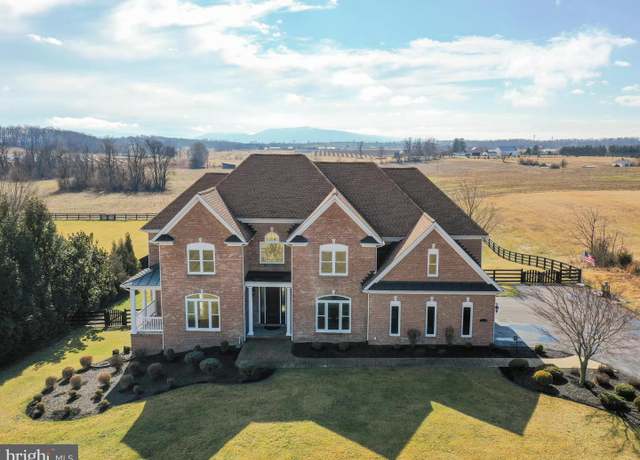 Property at 191 Inez Ln, Stephens City, VA 22655, 4 beds, 4.5 baths