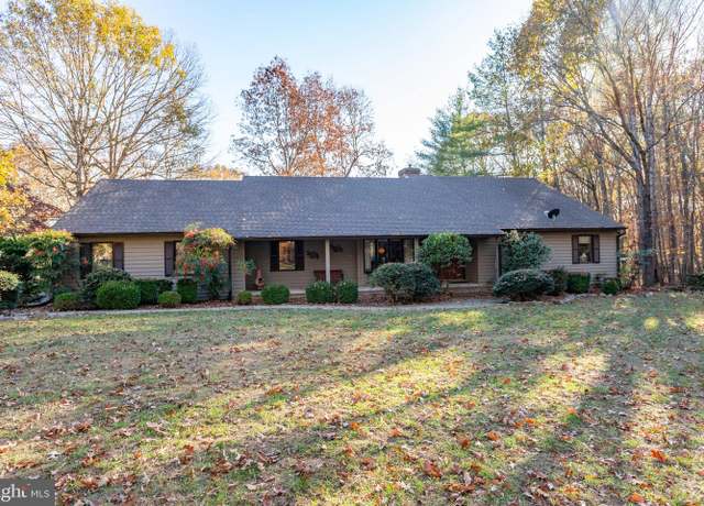 Property at 14445 Kings Grant Ln, Doswell, VA 23047, 3 beds, 2.5 baths