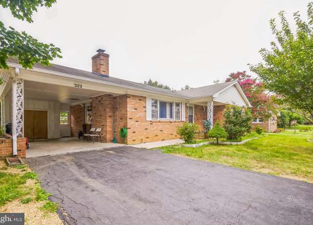 Property at 323 Russelcroft Rd, Winchester, VA 22601, 4 beds, 2 baths