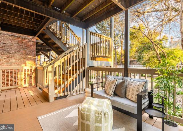 Property at 512 U St NW #3, Washington, DC 20001, 2 beds, 1 bath