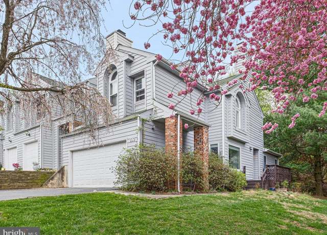 Property at 500 Paisley Pl, Newark, DE 19711, 3 beds, 2.5 baths