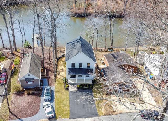 Property at 2054 Shore Dr, Edgewater, MD 21037, 3 beds, 2.5 baths