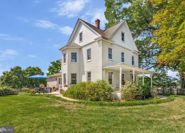 Property at 2090 Clearview Dr, Owings, MD 20736, 3 beds, 3 baths