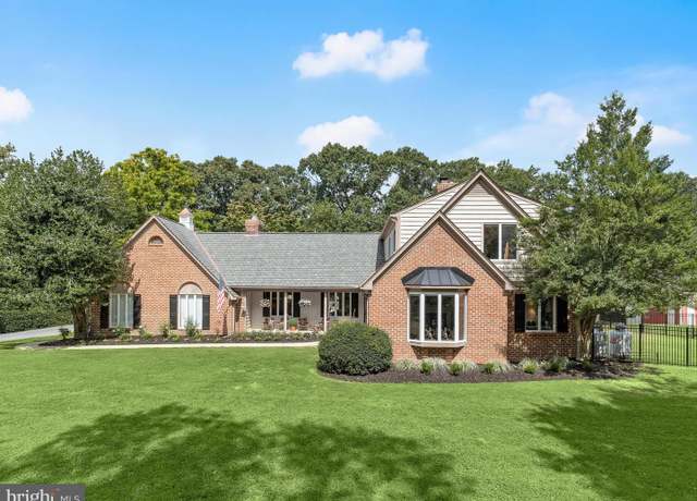 Property at 10901 Moxley Rd, Damascus, MD 20872, 5 beds, 3 baths