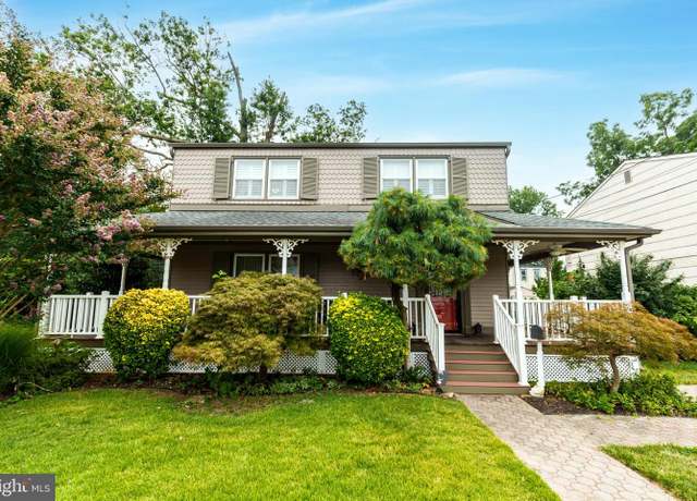 Property at 338 Brown St, Burlington, NJ 08016, 4 beds, 1.5 baths