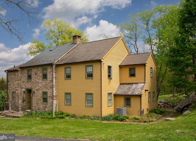 Property at 11 Weller Rd, Boyertown, PA 19512, 4 beds, 2.5 baths