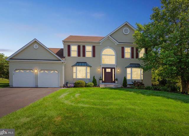 Property at 9 Dartmouth Dr, Doylestown, PA 18901, 4 beds, 2.5 baths