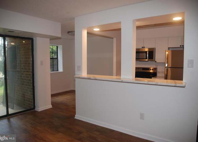 Property at 3107 Valley Dr #3107, West Chester, PA 19382, 2 beds, 1 bath