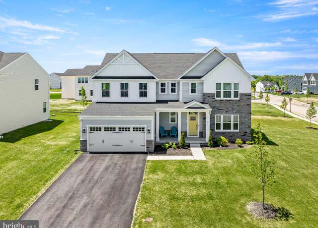 Property at 234 Chastain Dr, Honey Brook, PA 19344, 5 beds, 5 baths