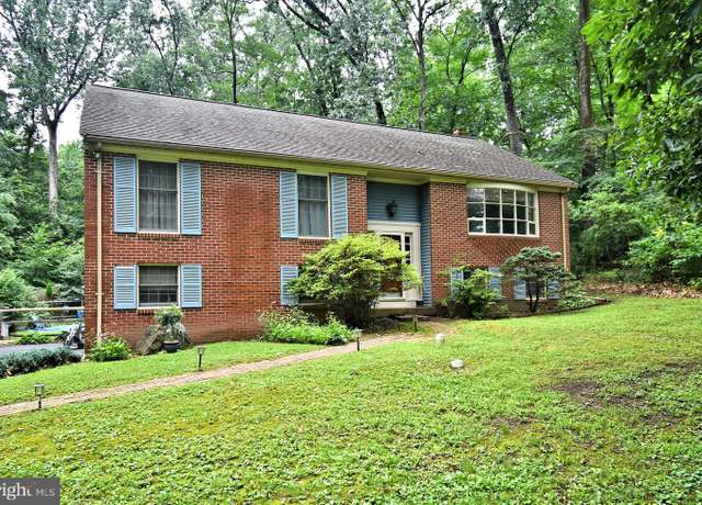 Property at 133 Sweisford Ln, Pottstown, PA 19465, 3 beds, 2 baths