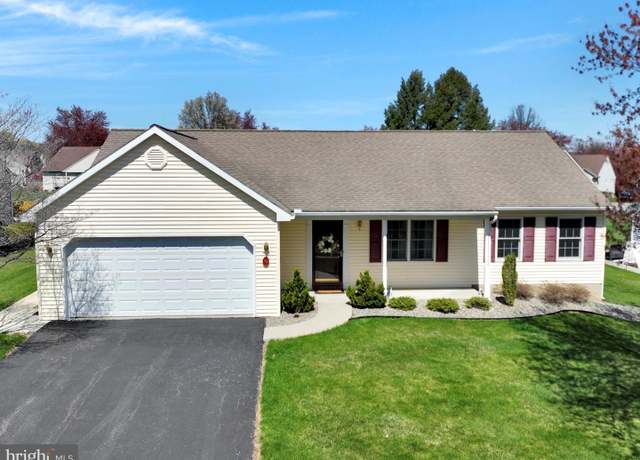 Property at 12 Thorndale Dr, Myerstown, PA 17067, 3 beds, 2 baths