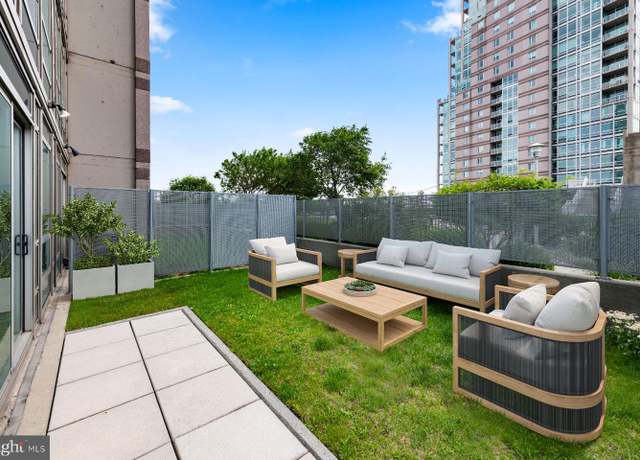 Property at 901 N Penn St Unit R305, Philadelphia, PA 19123, 1 bed, 1 bath