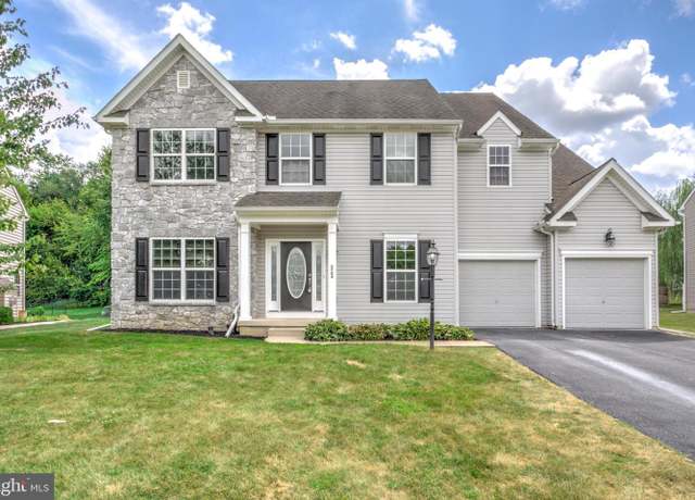 Property at 3704 Skipton Cir, York, PA 17402, 4 beds, 2.5 baths