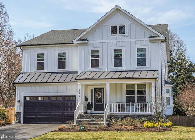 Property at 1101 Cottage St SW, Vienna, VA 22180, 6 beds, 5.5 baths